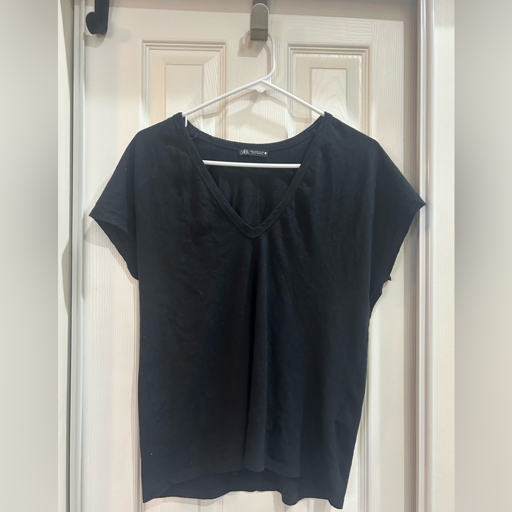 Zara Black Short Sleeve V-Neck Top